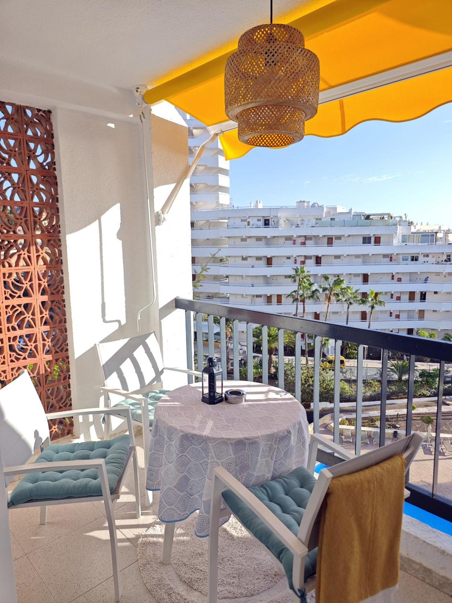 Blanco&Azul - Comfortable Ocean View Apartment Next To The Beach Playa de las Americas  Luaran gambar
